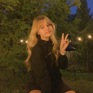 Meet your Posher, Grace